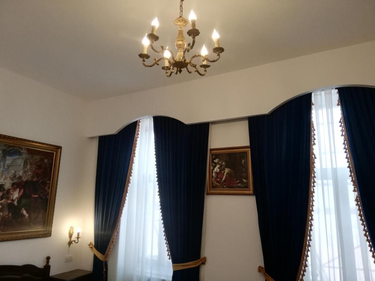 Weiss Little Palace Brassó Kültér fotó