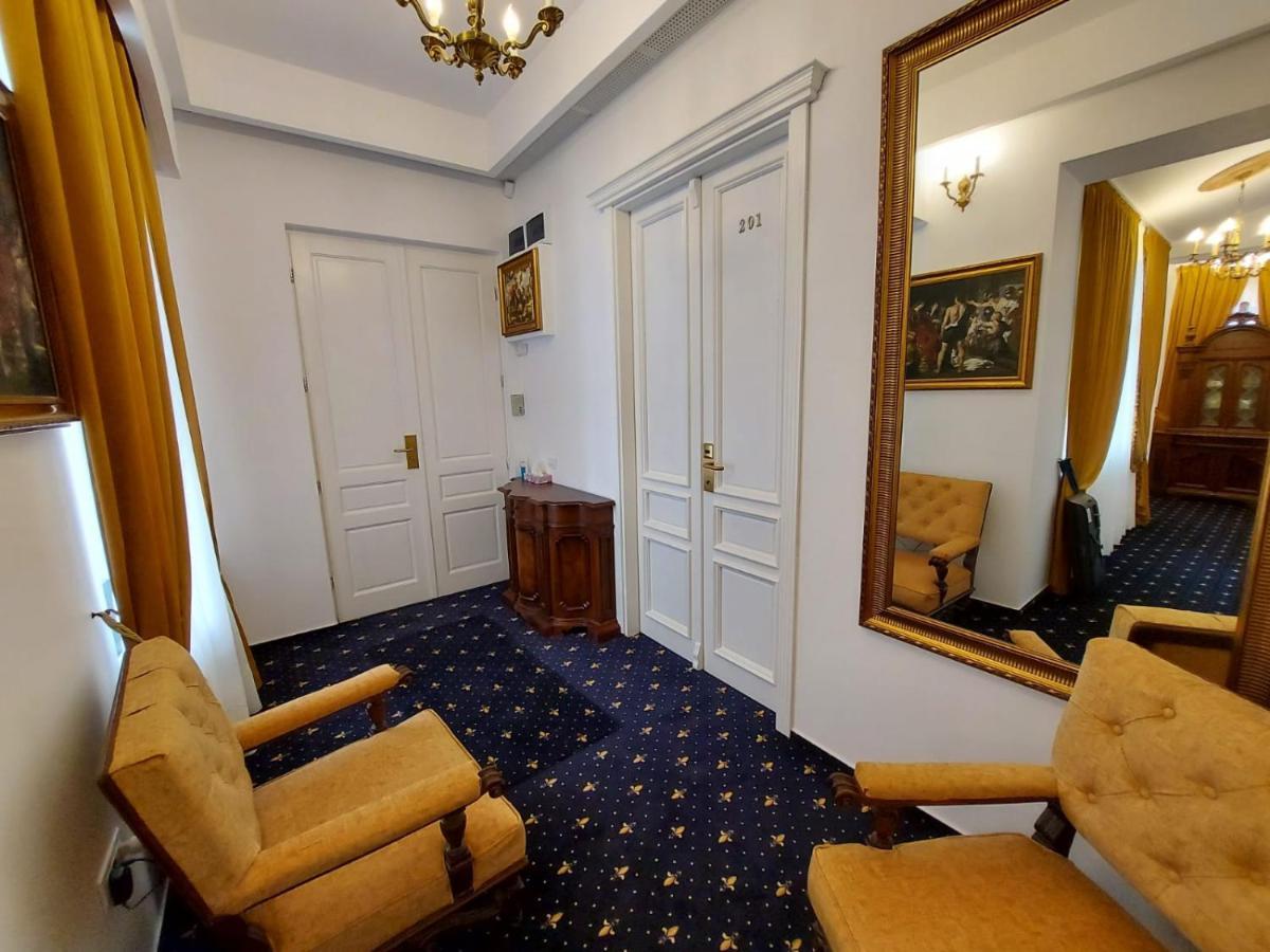 Weiss Little Palace Brassó Kültér fotó